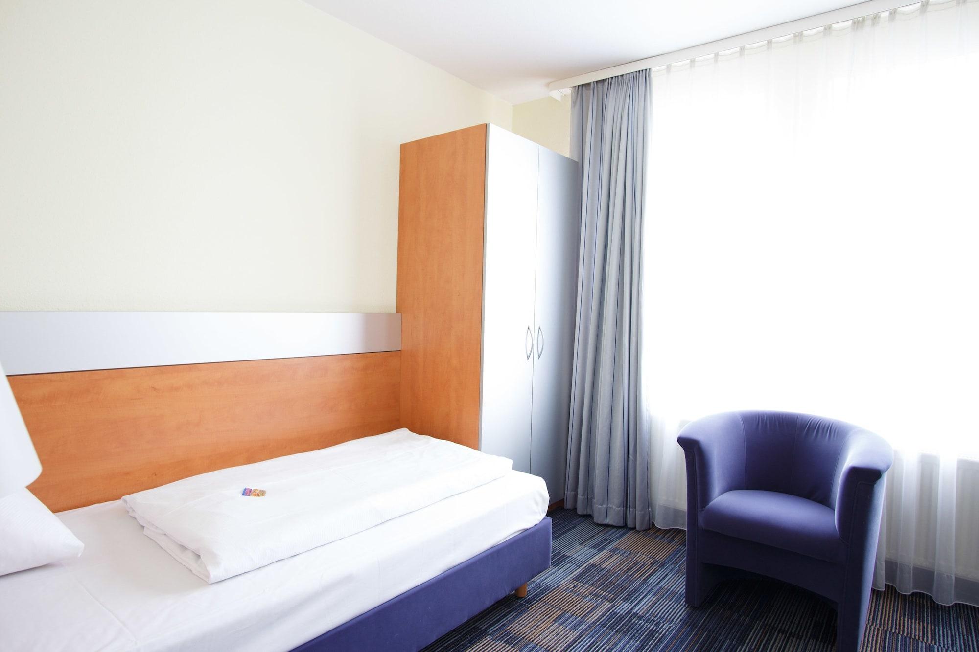 Senator Hotel Frankfurt am Main Exterior photo