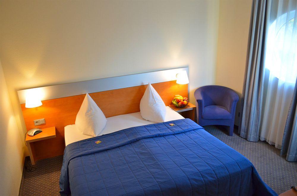 Senator Hotel Frankfurt am Main Exterior photo